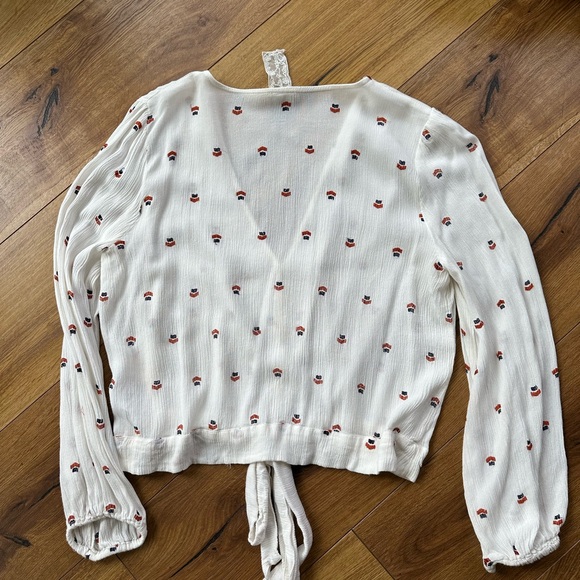 Sadie & Sage blouse. - Picture 2 of 3